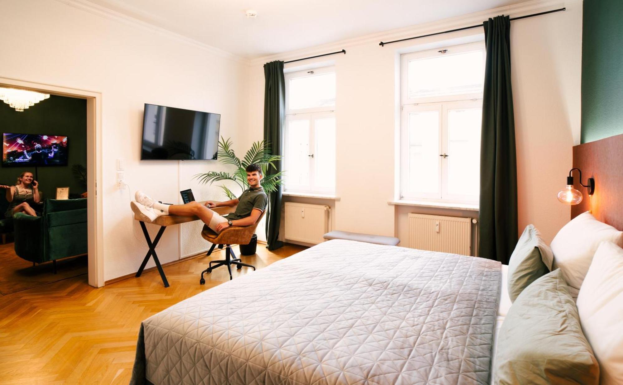 Rebelrents #4 Design Trifft Komfort - Einzigartiges Ferienapartment In Der Nahe Des Hauptbahnhofs Halle  Esterno foto